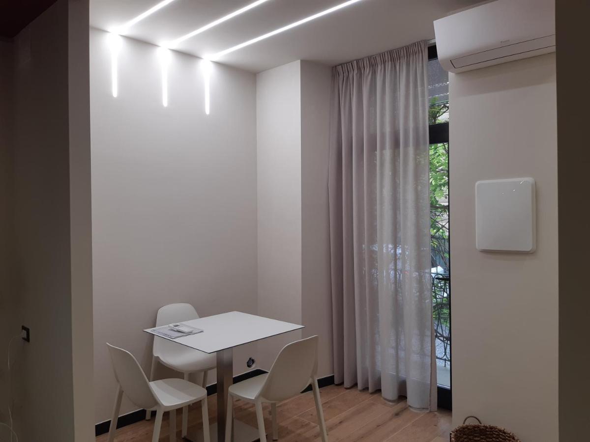 Il Giardino Di Elettra - Freeparking Aparthotel Genoa Exterior photo